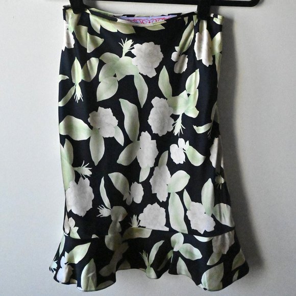 [SOLD] Tuleh Silk Floral Skirt - Picture 5 of 10